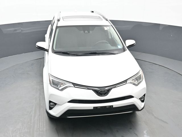 2018 Toyota RAV4 XLE 44