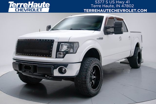 White Platinum Clearcoat Metallic 2013 Ford F-150 Lariat SuperCrew 4WD Pickup Truck Four-Wheel Drive 6-Speed Automatic