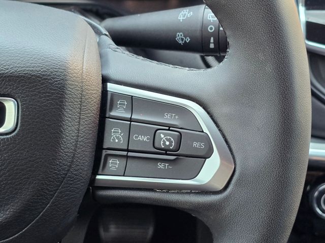 2023 Jeep Compass Limited:168548B
