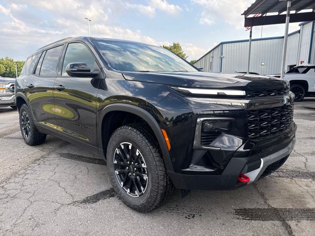 Mosaic Black Metallic 2026 Chevrolet Traverse SUV / Crossover Four-Wheel Drive 8-Speed Automatic