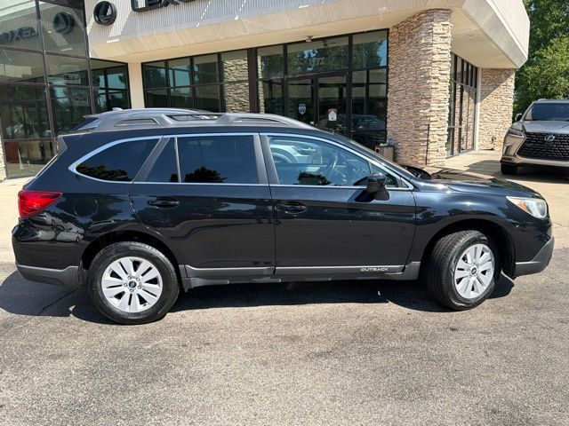 Used 2017 Black Subaru 2.5i Premium image 8