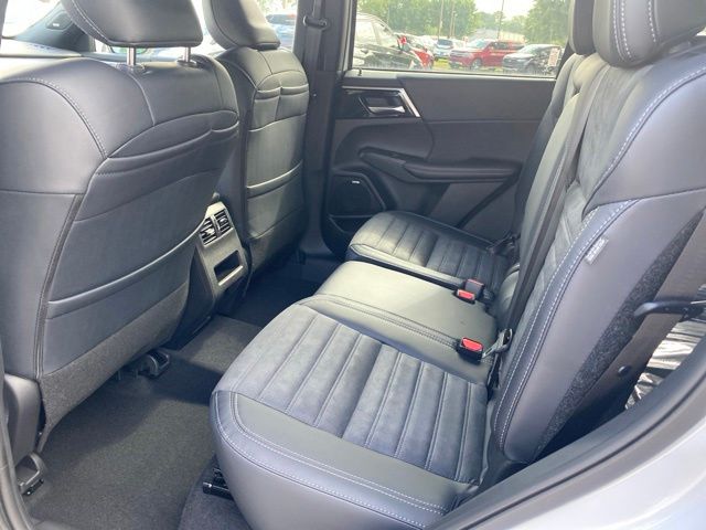 MitsubishiOutlander28