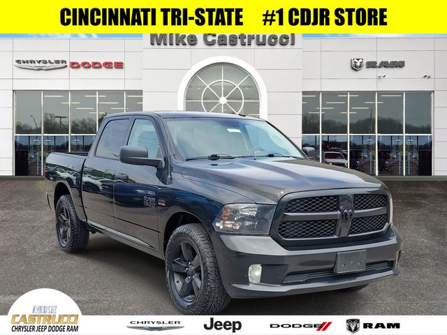 Brilliant Black Crystal Pearlcoat 2017 RAM 1500 Express Crew Cab 4WD Pickup Truck Four-Wheel Drive 8-Speed Automatic