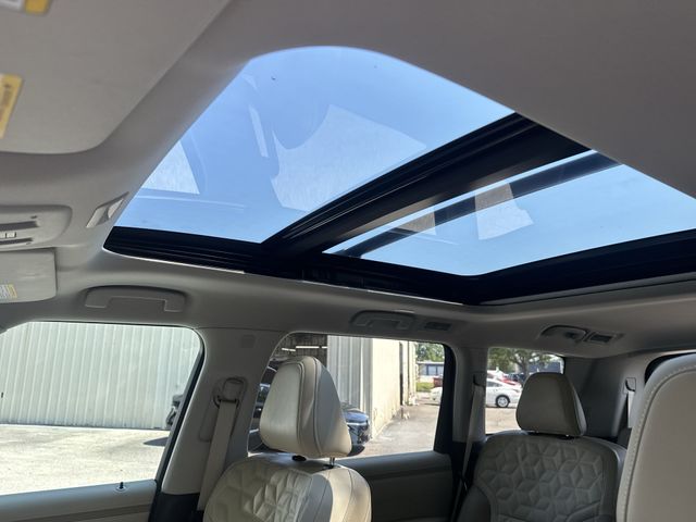 Used 2025 Blue Nissan Platinum image 33