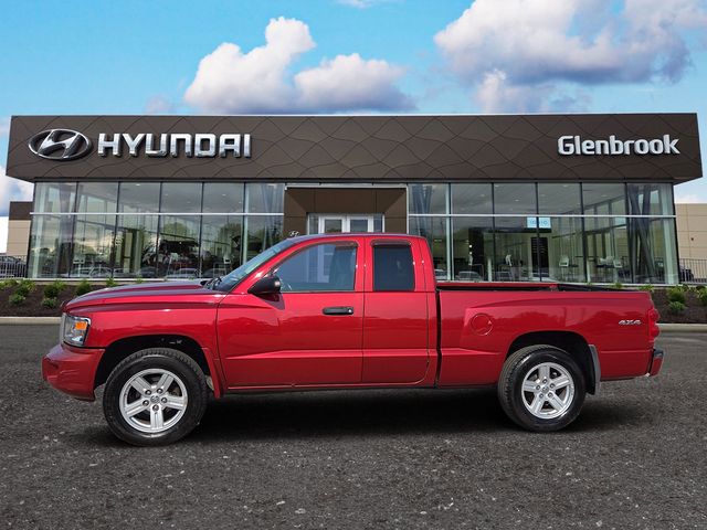 Inferno Red Crystal Pearlcoat 2008 Dodge Dakota Pickup Truck 4-Speed Automatic