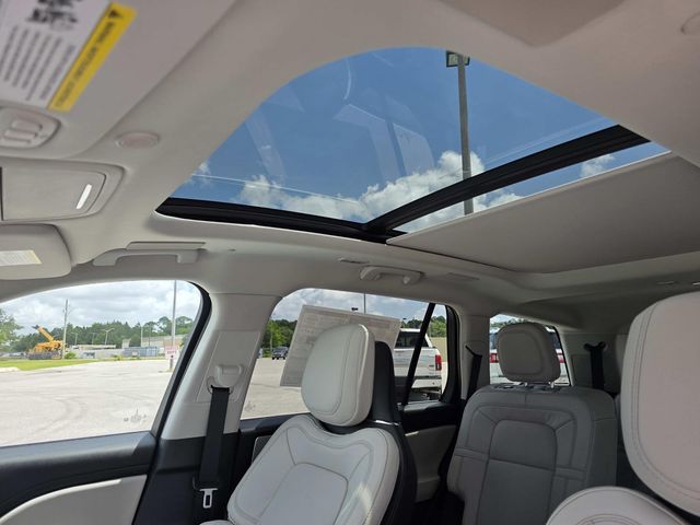 2025 Lincoln Aviator Reserve photo