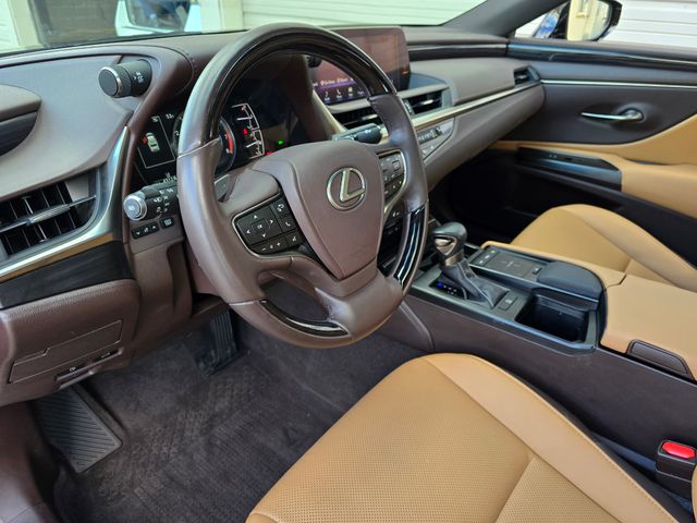 2019 Lexus ES 350 28