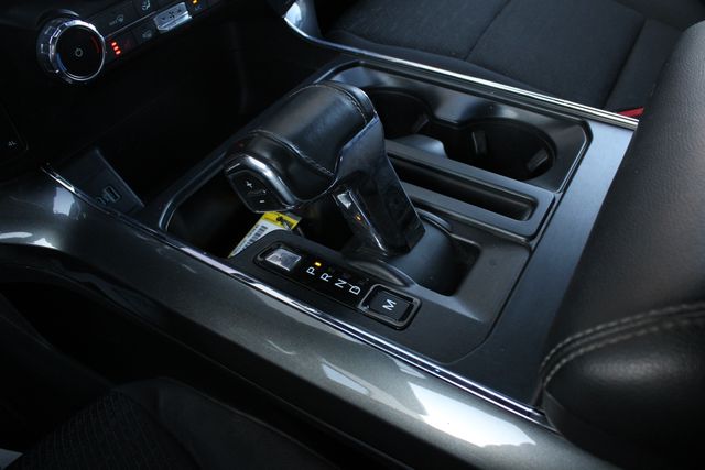 Used 2022 Blue Ford XLT image 17