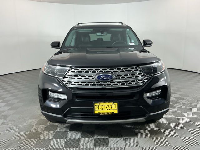 Certified Used 2022 Black Ford Limited image 2