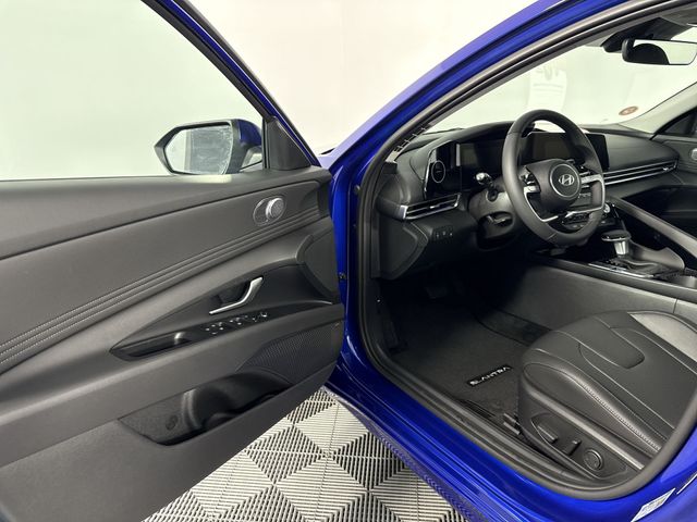 Used 2025 Hyundai Elantra Hybrid For Sale in Indianapolis, IN