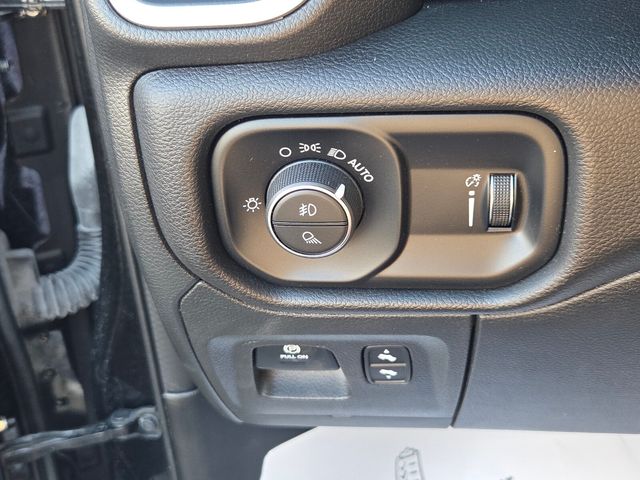 Used 2023 Black Ram Big Horn/Lone Star image 26