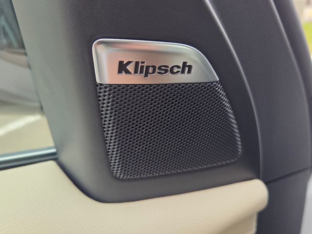 New 2026 White Nissan Platinum image 30