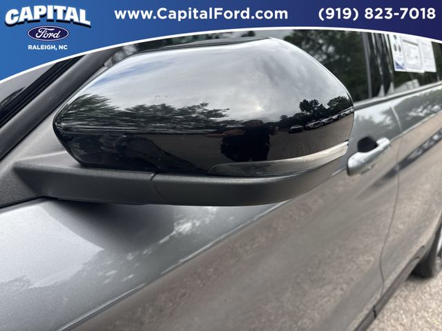 Used 2025 Gray Ford ST-Line image 12
