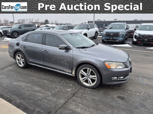 Platinum Gray Metallic 2013 Volkswagen Passat TDI SE Sedan Front-Wheel Drive 6-Speed Dual Clutch