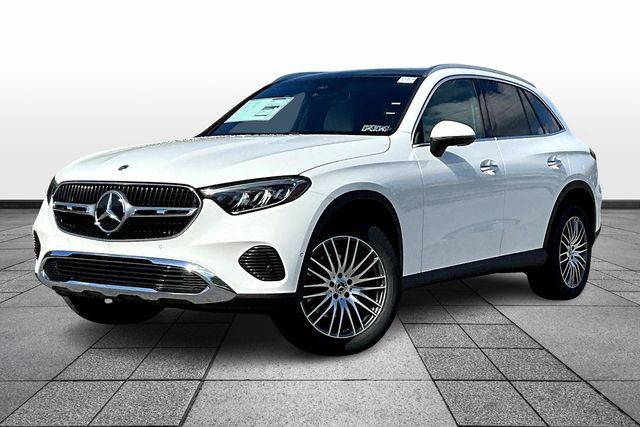 New 2026 White Mercedes-Benz GLC 300 image 2