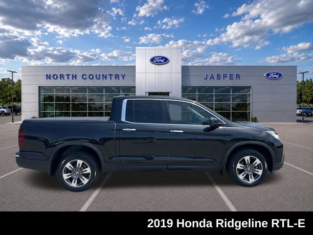Crystal Black Pearl 2019 Honda Ridgeline Pickup Truck All-Wheel Drive 6-Speed Automatic