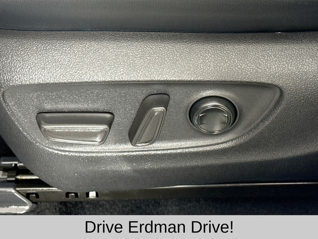 Used 2021 Toyota Highlander SUV