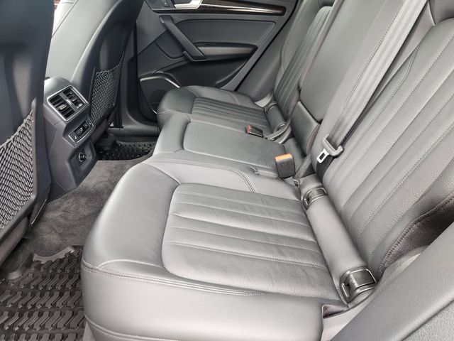 2018 Audi Q5 2.0T Black at Autostrade