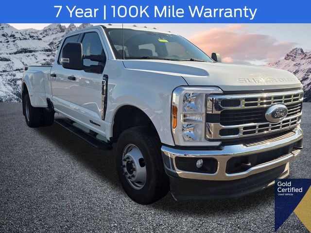 Oxford White 2025 Ford F-350 Super Duty XLT Crew Cab LB DRW 4WD Pickup Truck Four-Wheel Drive Automatic