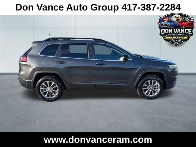 View vehicle photo 7