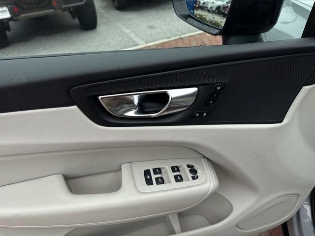 Used 2025 Volvo XC60 SUV