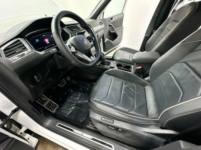 2022 Volkswagen Tiguan 2.0T SEL R-Line White at South Hills Kia