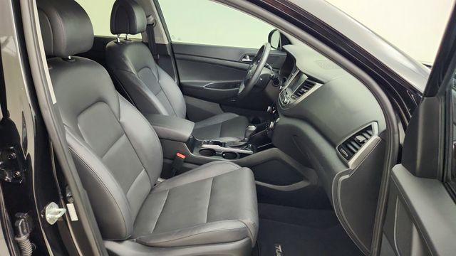 2017 Hyundai Tucson SE Plus Black at Martin Chrysler Dodge Jeep Ram