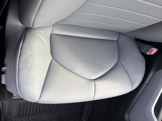 Used 2023 Toyota Highlander SUV