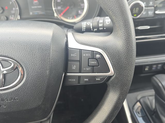 Photo of 2022 Toyota Highlander L in Dallas, GA - 25,  2022 Toyota Highlander L:B01818