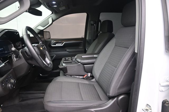 2025 Chevrolet Silverado 1500 LT - 9