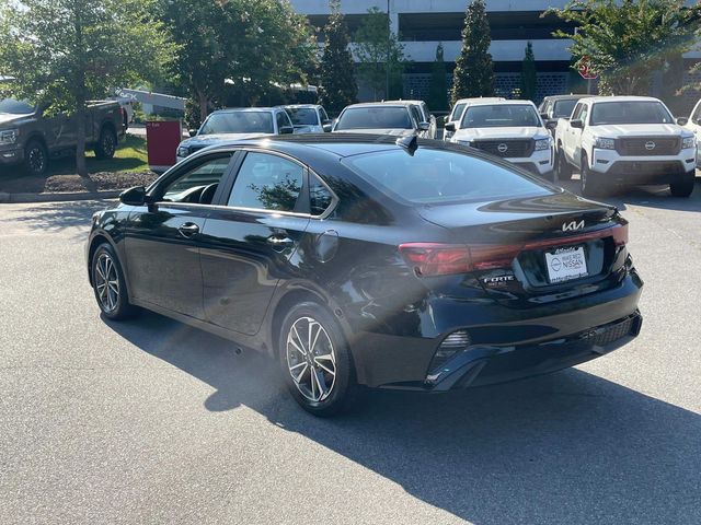 2023 Kia Forte LXS 5