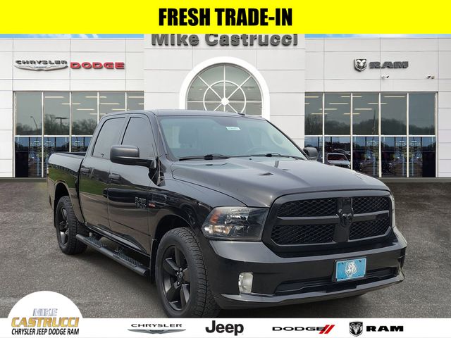 2017 RAM 1500 Express Crew Cab 4WD