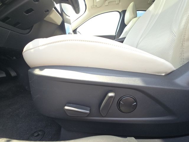2023 Ford Mustang Mach-E Premium:46784A