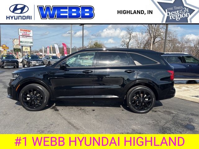 Used 2023 Black Kia SX-Prestige image 8