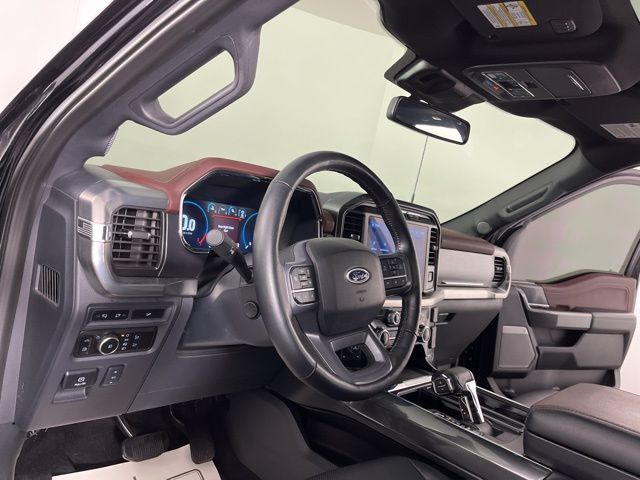 2023 Agate Black Metallic Ford F-150 Lariat 4X4 Truck