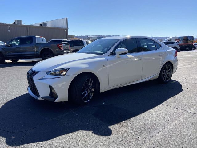 2017 Lexus IS 200t 8