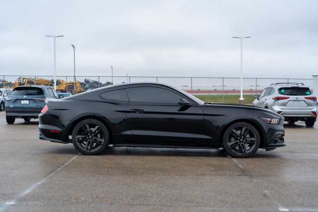 2015 Ford Mustang EcoBoost Premium 8