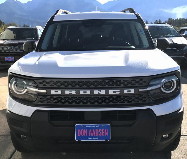 New 2025 White Ford Big Bend image 2