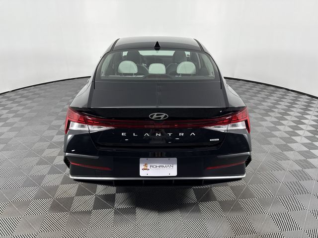 New 2025 Hyundai Elantra Hybrid For Sale in Indianapolis, IN