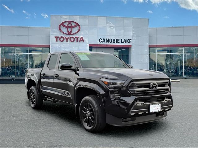 2025 Toyota Tacoma SR5's photo