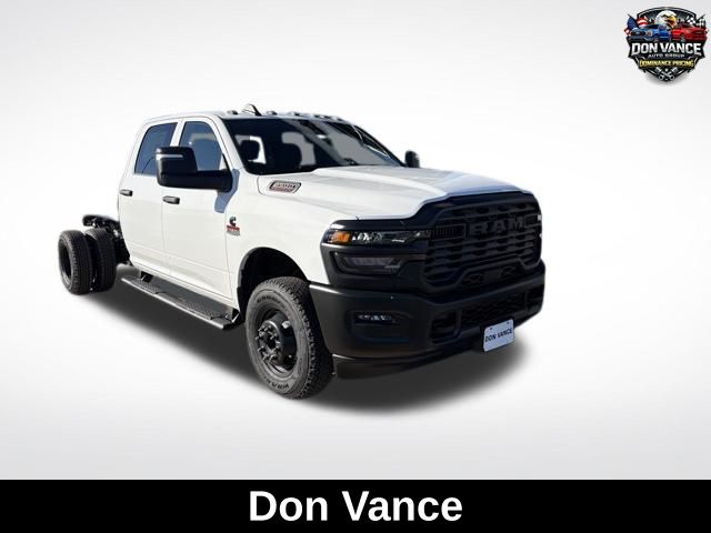 Bright White Clearcoat 2026 RAM 3500 Chassis Tradesman Crew Cab LB DRW 4WD Pickup Truck Four-Wheel Drive 8-Speed Automatic
