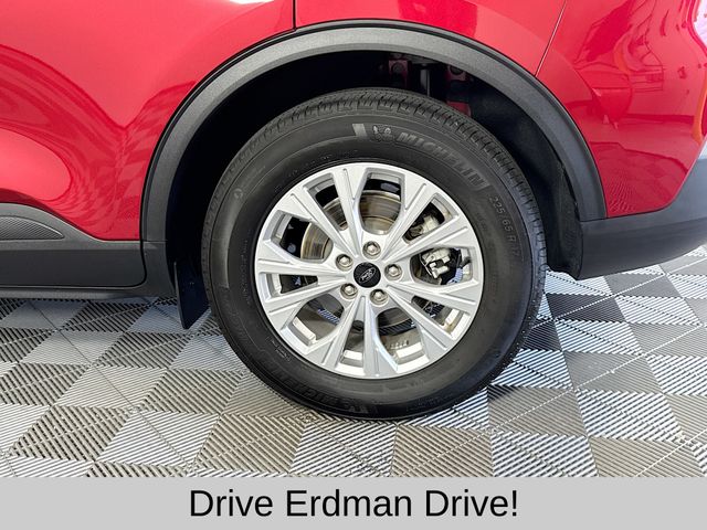 Used 2023 Ford Escape SUV