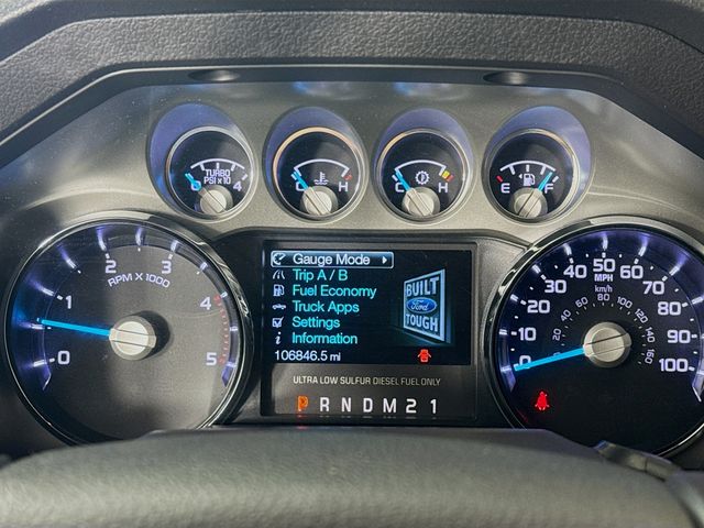 2015 White Platinum Metallic Tri-Coat Ford Super Duty F-250 SRW Platinum 4X4 Truck