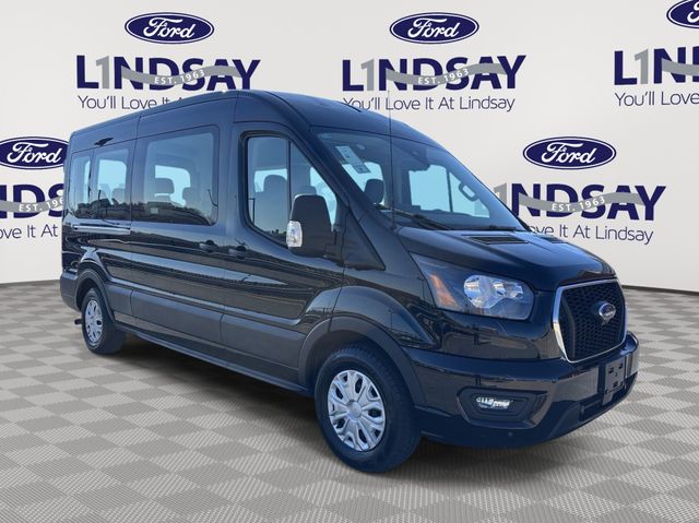 2023 Ford Transit Passenger 350 XLT Medium Roof LB RWD