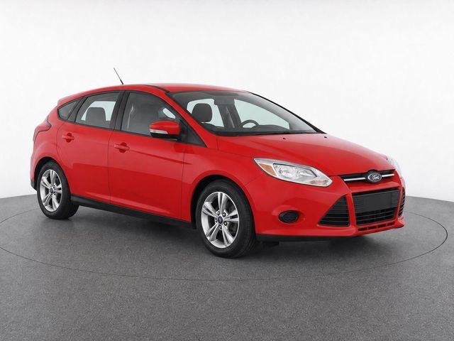 Lightning Blue Metallic 2018 Ford Focus Hatchback Front-Wheel Drive 6-Speed Automatic