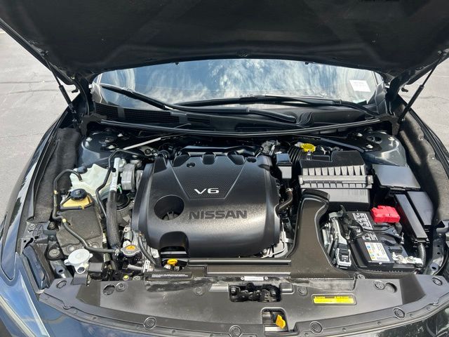 Used 2023 Nissan Maxima Sedan