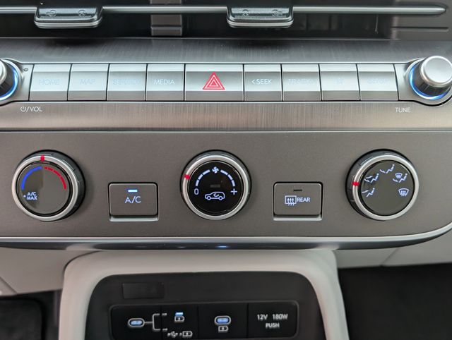 New 2026 Green Hyundai SE image 19