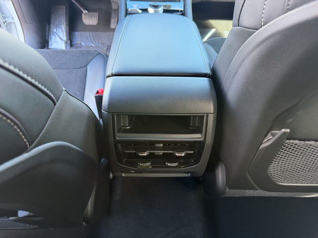 new 2026 Jeep Grand Cherokee car, priced at $36,535