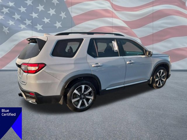 Used 2025  Honda Touring image 3