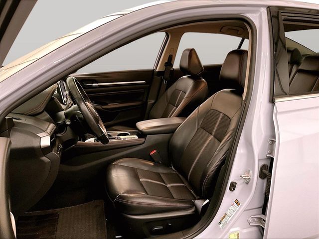 2023 Nissan Altima 2.5 SR Gray at Luther Ford